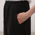 Gallery viewerに画像を読み込む, Hands of creation リネンイージーテーパードパンツ / No.1520320