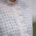 Gallery viewerに画像を読み込む, maison de soil POWER LOOM COTTON DOBIE CHECK FLOWER HAND SCREEN PRINT FRENCH/SL FRILL COLLAR SHIRTS / INMDS26092