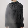 Load image into Gallery viewer, Veritecoeur Gathered Blouse / VC2686B