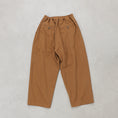 Gallery viewerに画像を読み込む, Veritecoeur Vegetable Dyeing フロントタックパンツ / VC-2753