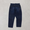 Gallery viewerに画像を読み込む, A PIECE OF LIBRARY ミッドランドデニムパンツ / 523501