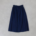 Gallery viewerに画像を読み込む, ICHI ANTIQUITÉS INDIGO LINEN SKIRT / 1100922