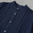 Gallery viewerに画像を読み込む, Midi Umi lace blouson shirt / 1-730156