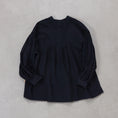Gallery viewerに画像を読み込む, maison de soil back opening stand collar shirt / S4725722000