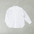 Gallery viewerに画像を読み込む, A PIECE OF LIBRARY スタンダードリネンラオスシャツ / 425103