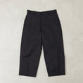 Gallery viewerに画像を読み込む, THE DAY SUPERIOR GABARDINE PLAIN FRONT SLACKS / D25SS-04002