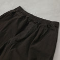 Gallery viewerに画像を読み込む, Veritecoeur ガーメントダイダブル裾パンツ / VC-2697