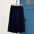 Gallery viewerに画像を読み込む, A PIECE OF LIBRARY サントロピカルプリーツスカート 624101