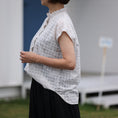 Gallery viewerに画像を読み込む, maison de soil POWER LOOM COTTON DOBIE CHECK FLOWER HAND SCREEN PRINT FRENCH/SL FRILL COLLAR SHIRTS / INMDS26092
