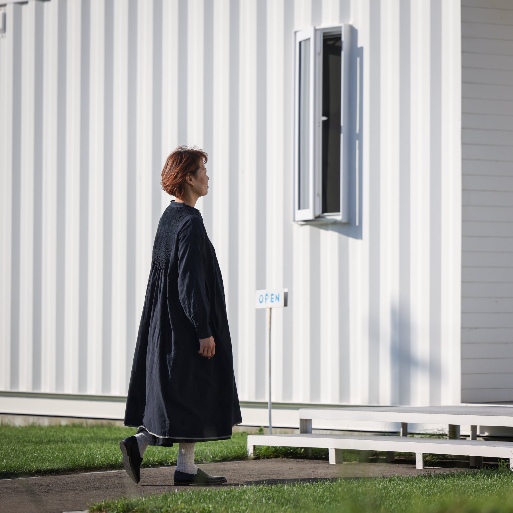 maison de soil mini pintuck banded collar shirt dress / S4725724000