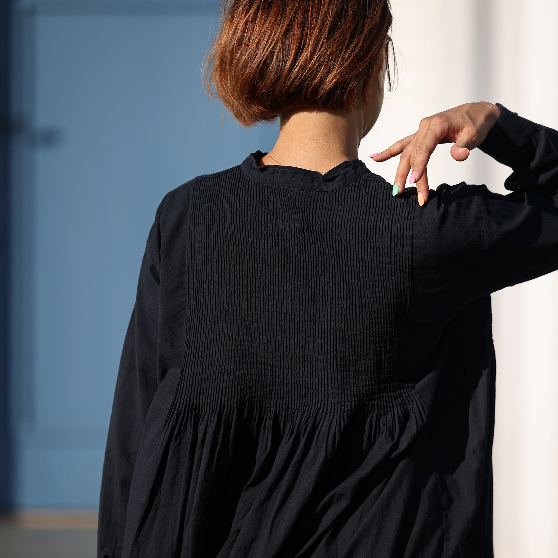 maison de soil mini pintuck banded collar shirt dress / S4725724000