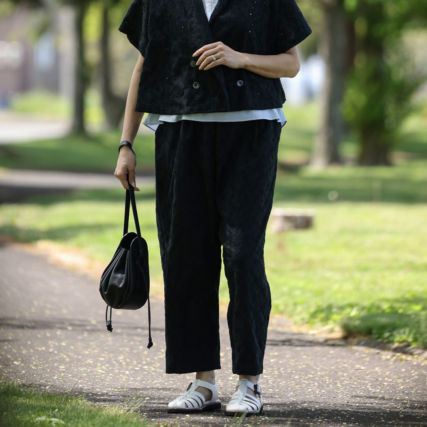 the last flower of the afternoon Relaxed-fit trousers