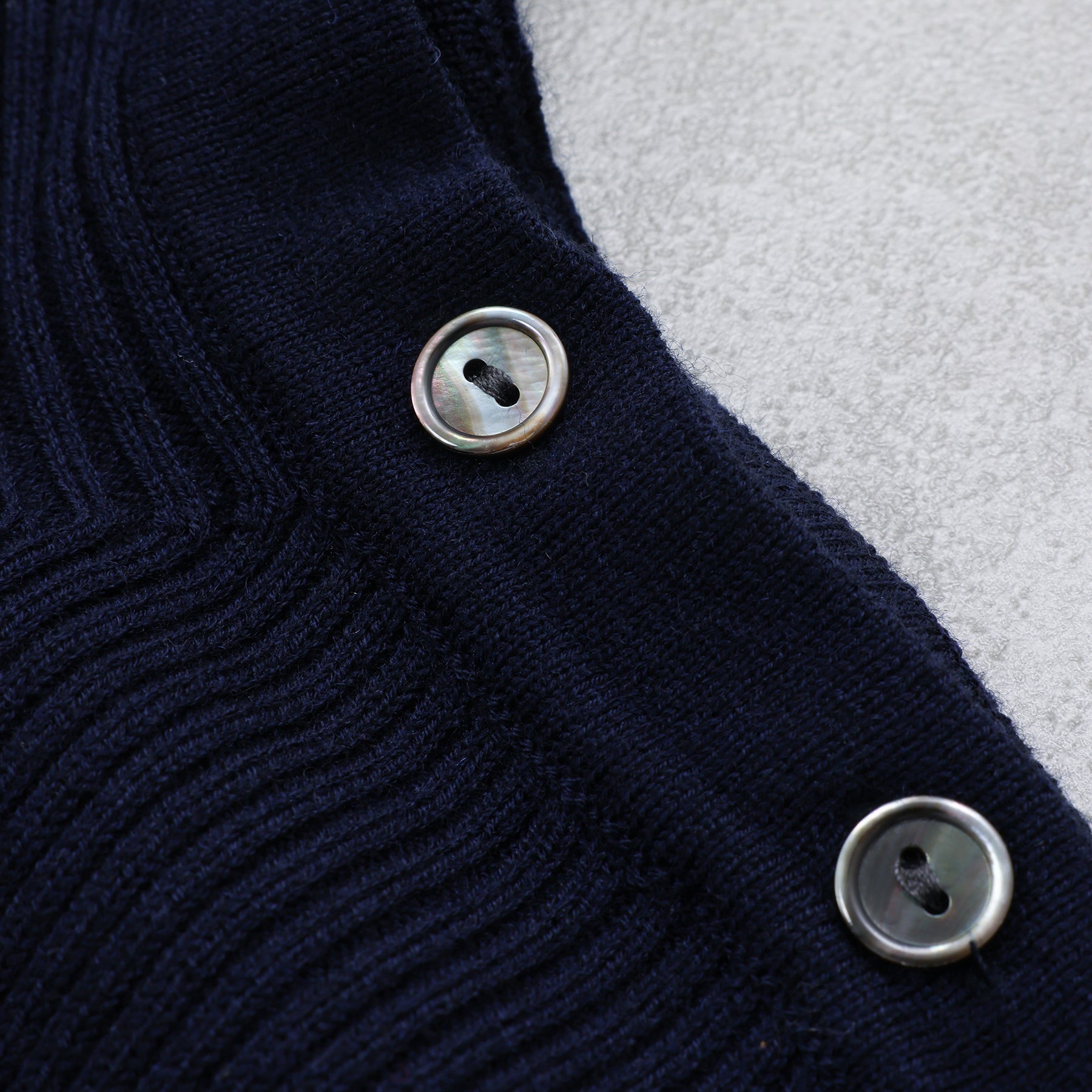 mizuiro ind asymmetry collar rib pullover / 3-220117