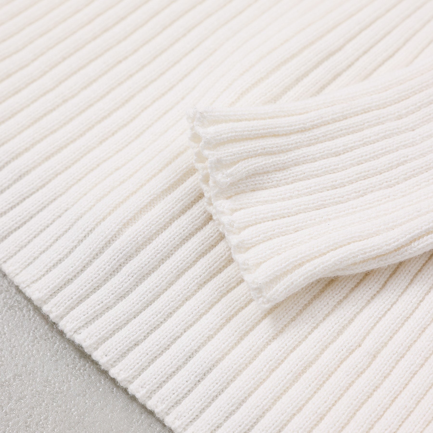 Veritecoeur High Neck Rib Knit / ST-156