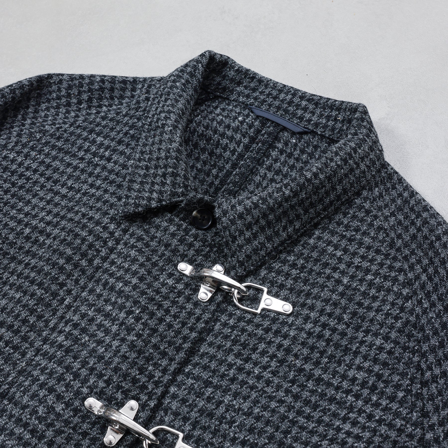 sillage fireman coat houndstooth black harris tweed / SL25FW