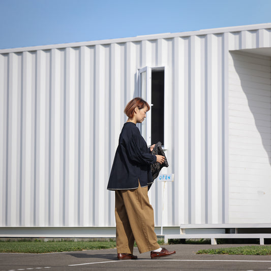 Veritecoeur Vegetable Dyeing フロントタックパンツ / VC-2753