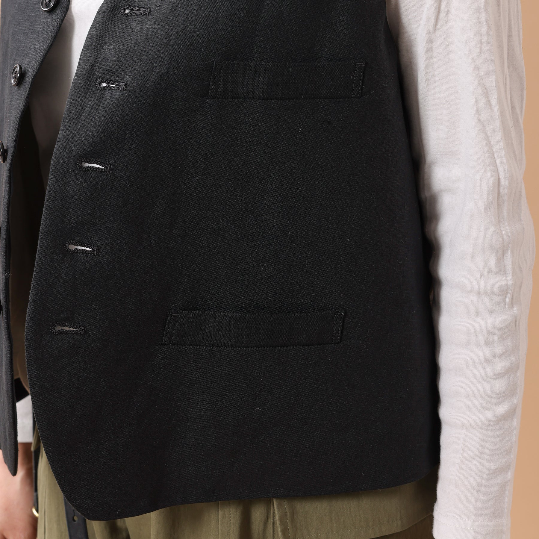 A PIECE OF LIBRARY ソリッドリネンヴォヤージュベスト / 726108