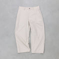 Gallery viewerに画像を読み込む, THE DAY DAILY UTILITY PANTS / D26SS-04004
