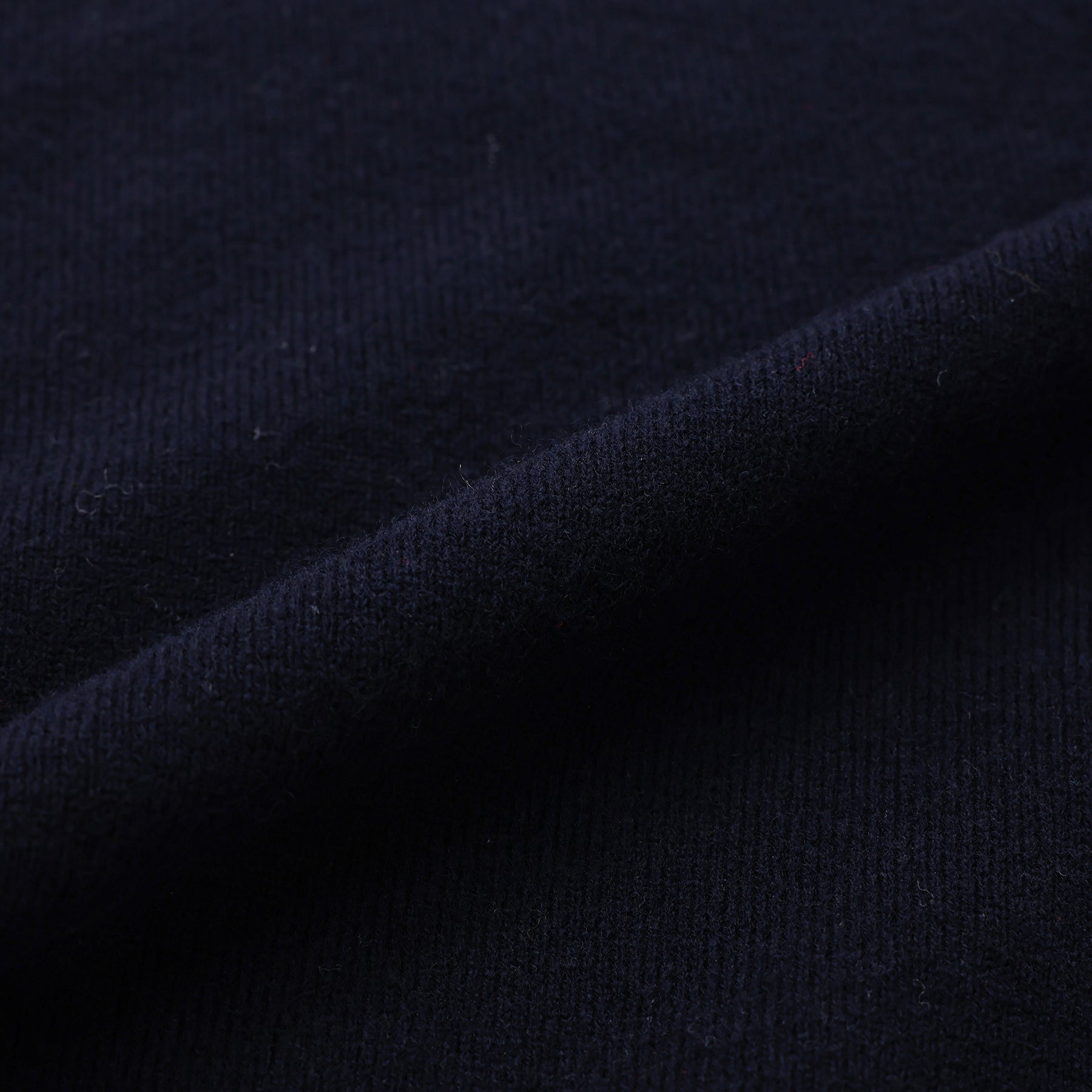 A PIECE OF LIBRARY ヴァージンウールグランニット / 325502