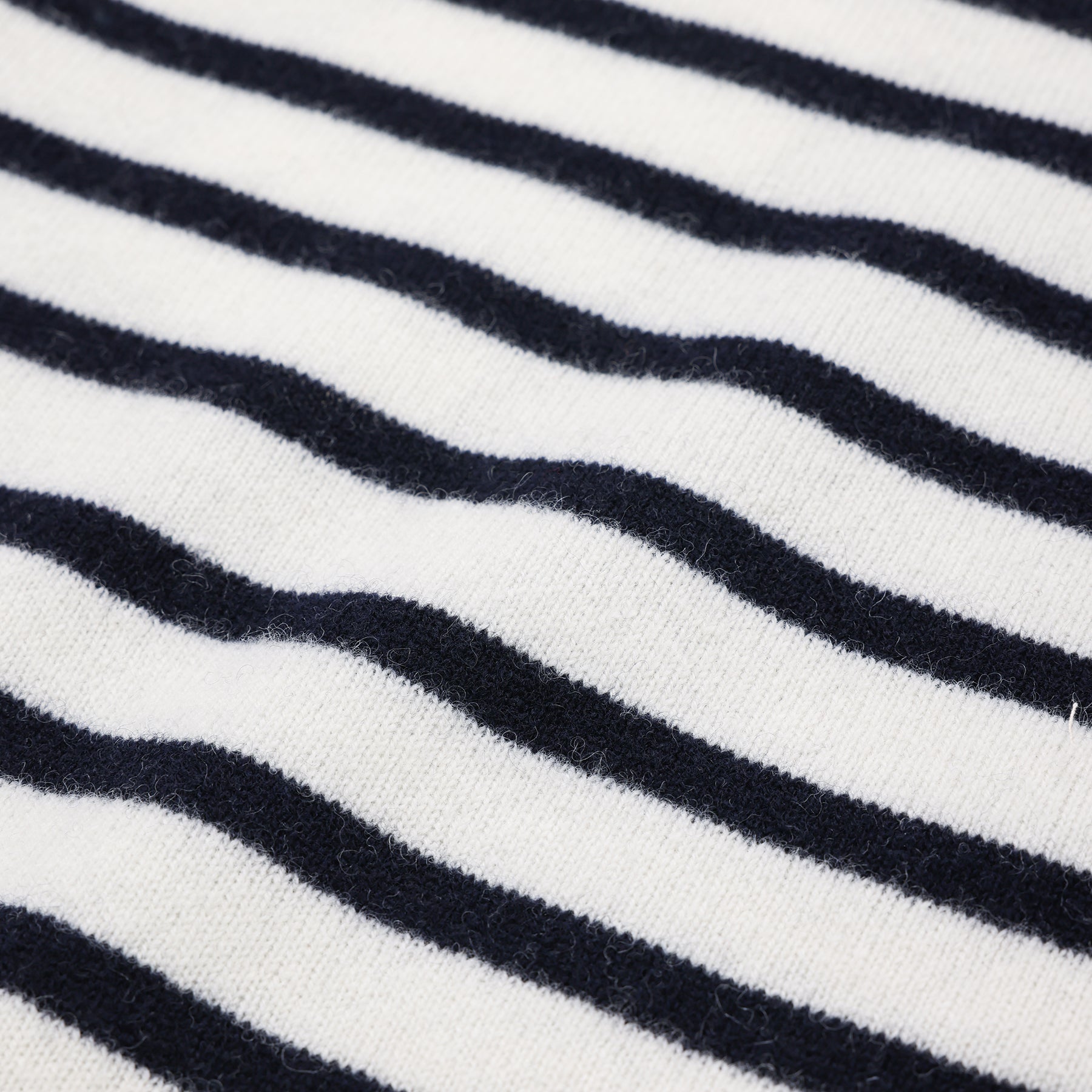 A PIECE OF LIBRARY ファインボーダーグランニット / 325505