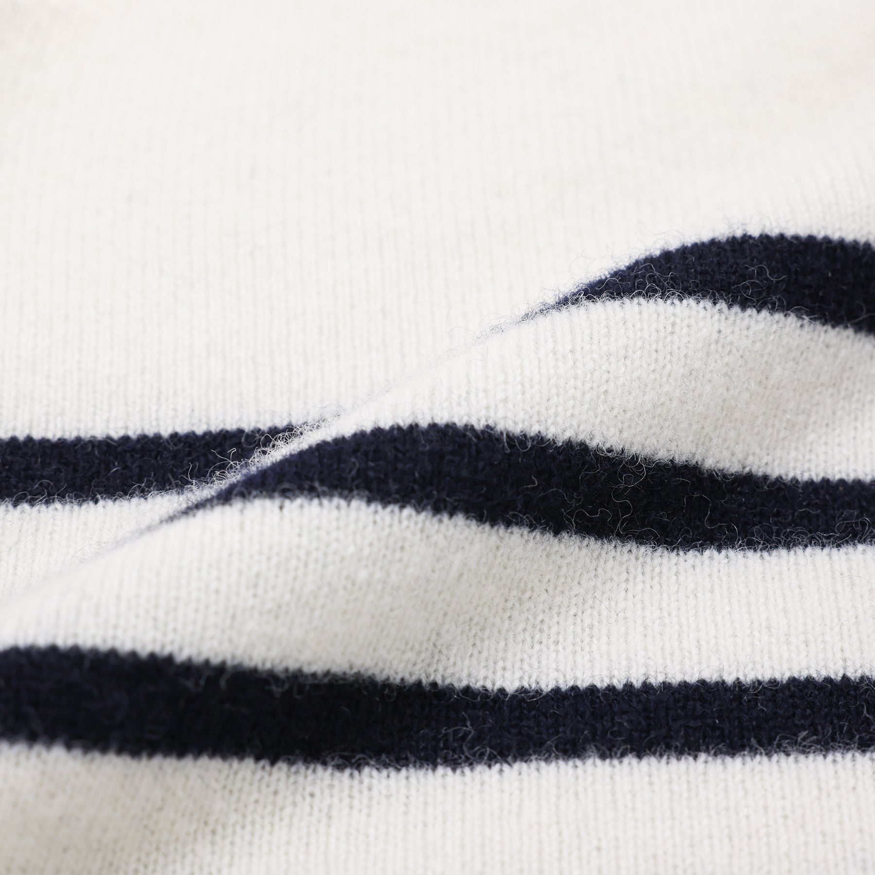 A PIECE OF LIBRARY ファインボーダーグランニット / 325505