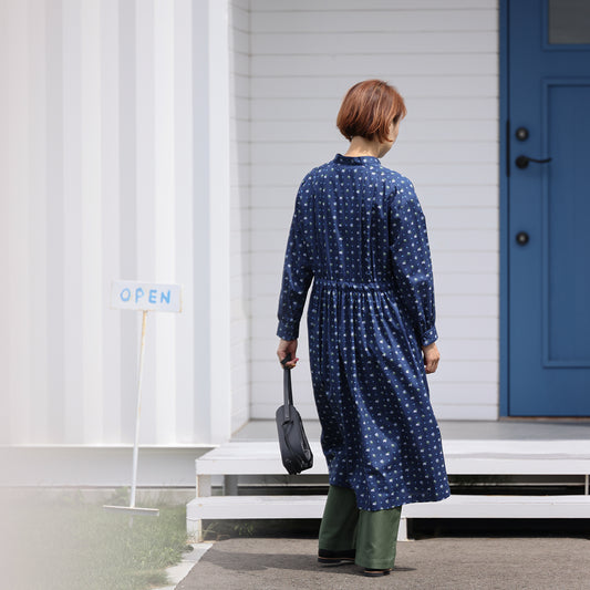 A PIECE OF LIBRARY リバティクリオミューズワンピース / 825501