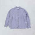 Load image into Gallery viewer, maison de soil HANDWOVEN COTTON/SILK GINGHAM CHECK FRILL COLLAR LONG SHIRT / NMDS26021
