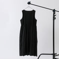 갤러리 뷰어로 이미지로드, maison de soil 80s ORGANIC COTTON VOILE NO/SLEEVE PULLOVER DRESS WITH MINI PINTUCK / NMDS26244 (コピー)
