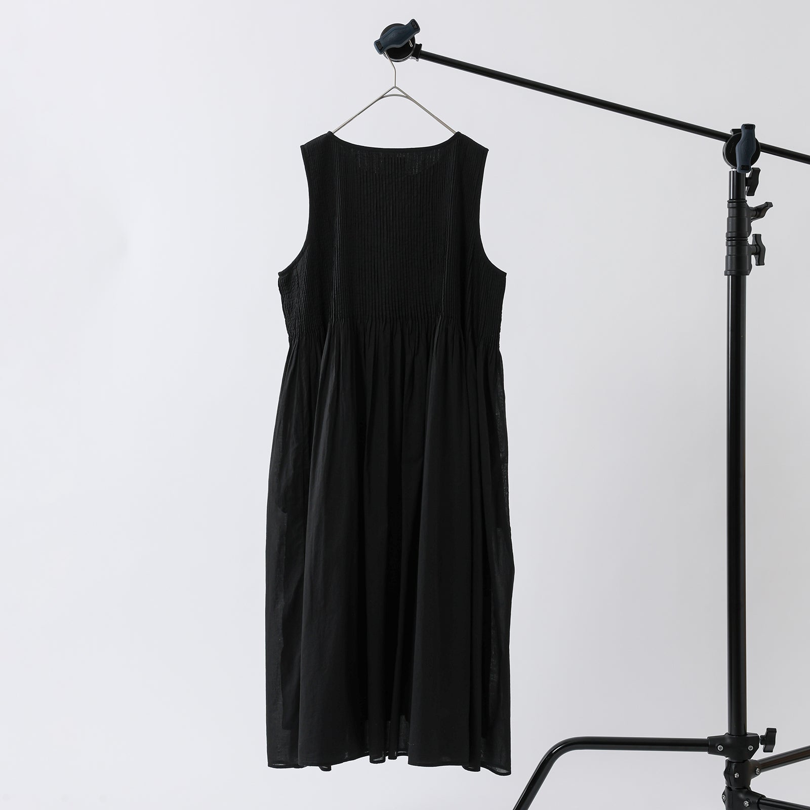 maison de soil 80s ORGANIC COTTON VOILE NO/SLEEVE PULLOVER DRESS WITH MINI PINTUCK / NMDS26244 (コピー)