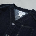 Load image into Gallery viewer, Veritecoeur No-Collar Denim Coverall / ST-186
