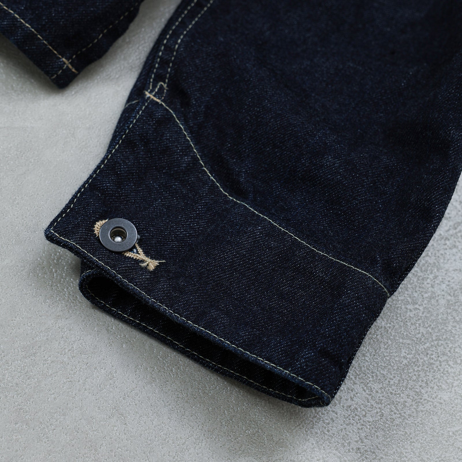 Veritecoeur No-Collar Denim Coverall / ST-186