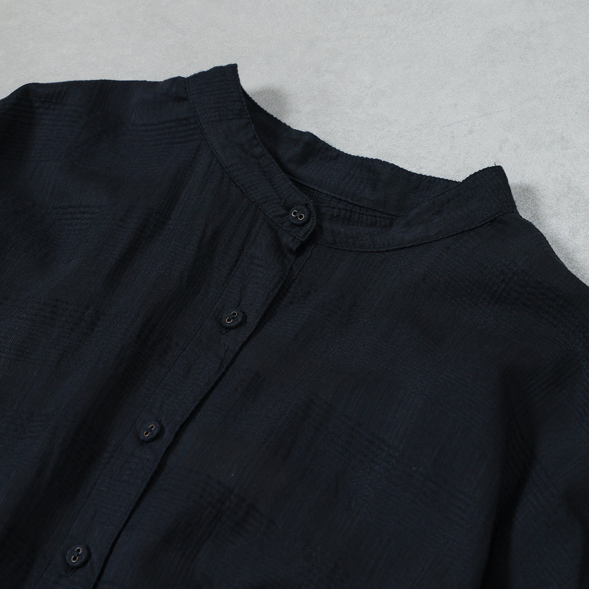 maison de soil COTTON/SILK SELF FINE CHECK BANDED COLLAR SHIRTS WITH MINI PINTUCK / INMDS26711