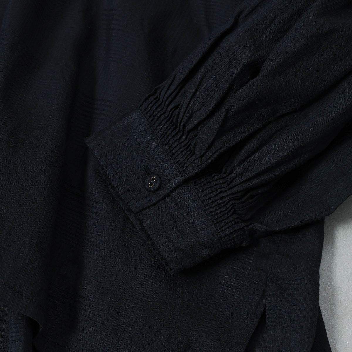 maison de soil COTTON/SILK SELF FINE CHECK BANDED COLLAR SHIRTS WITH MINI PINTUCK / INMDS26711