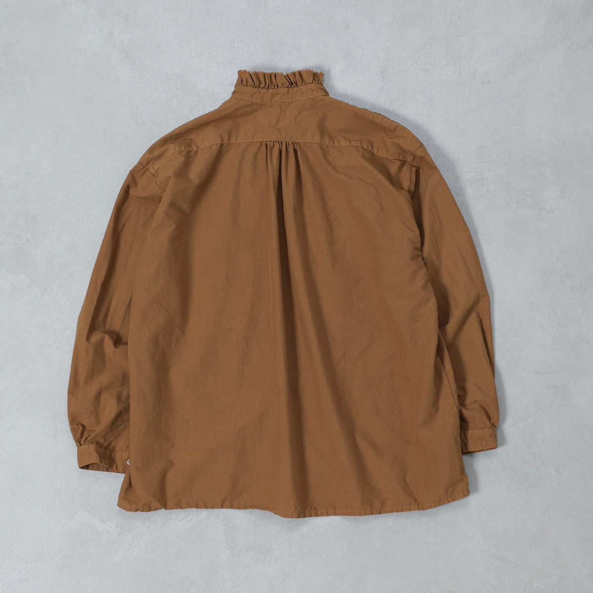 Veritecoeur ギャザーフリルシャツ VC-2878A