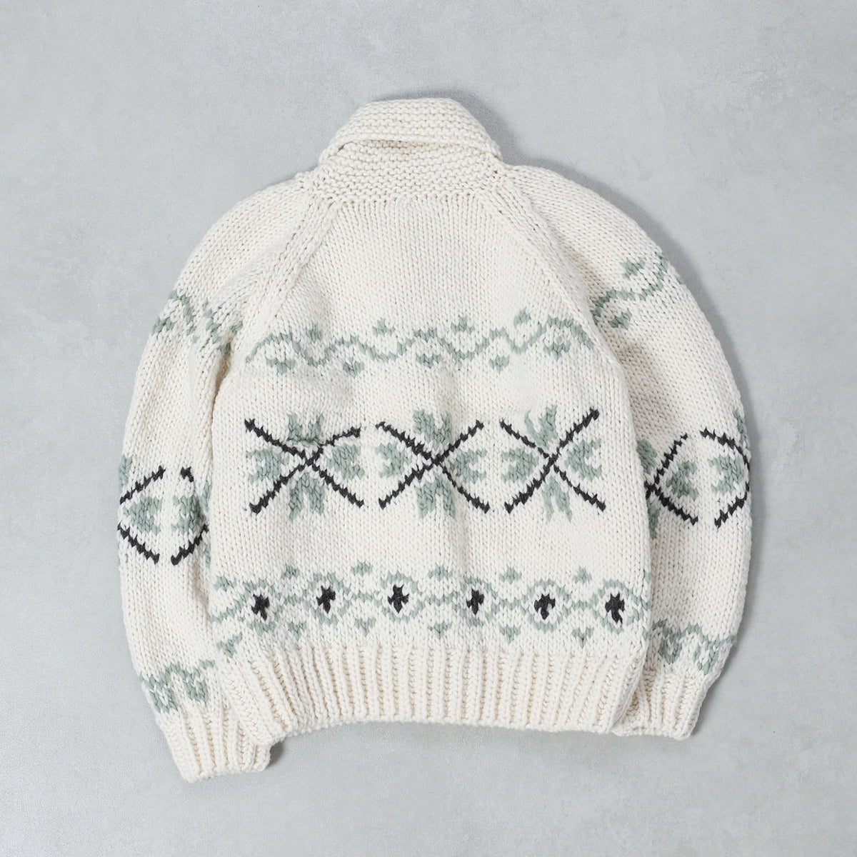 ichi Antiquite's  PERU HAND KNIT 柄編みカーディガン / 1200353