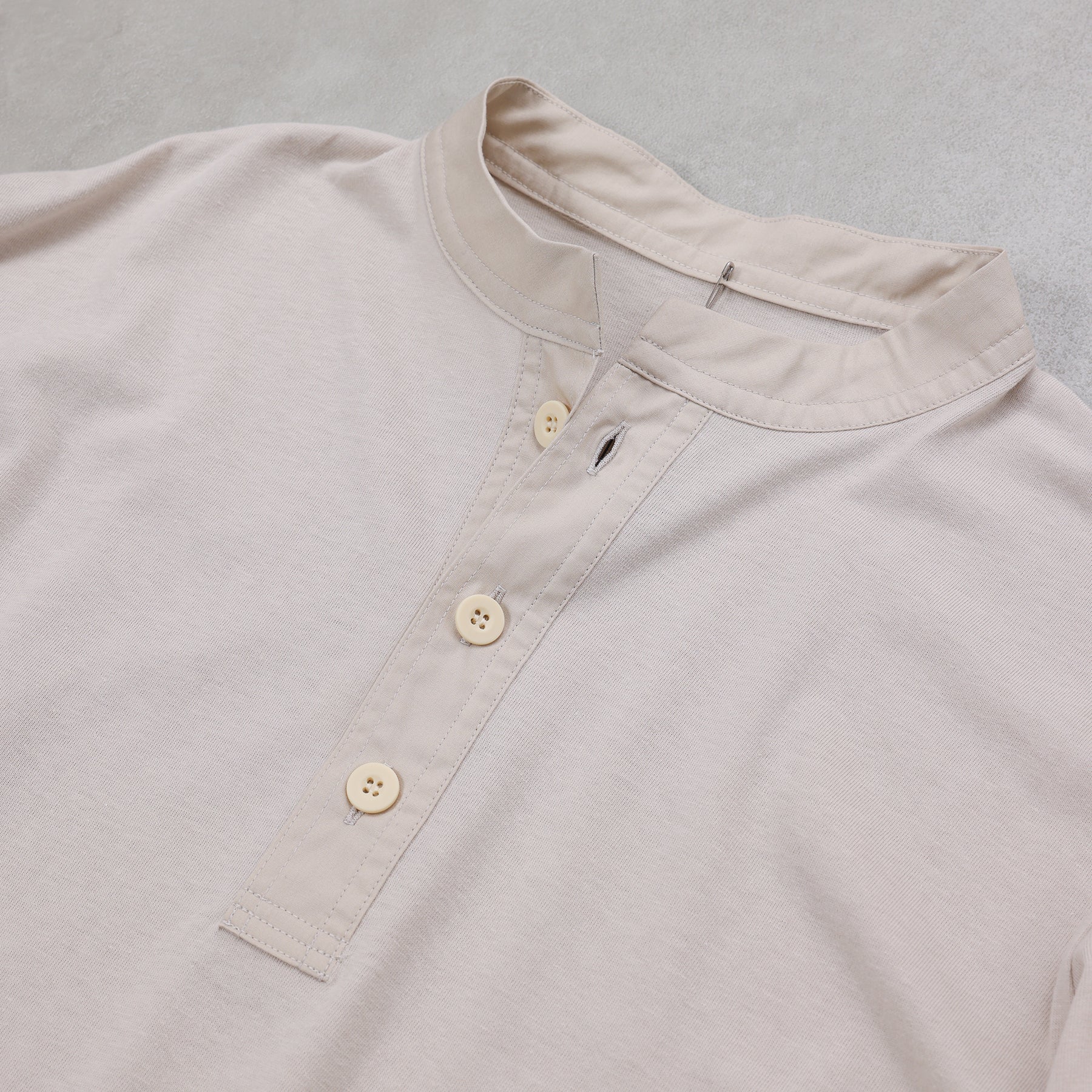 Veritecoeur テンジクヘンリーネックTEE / VCC-516