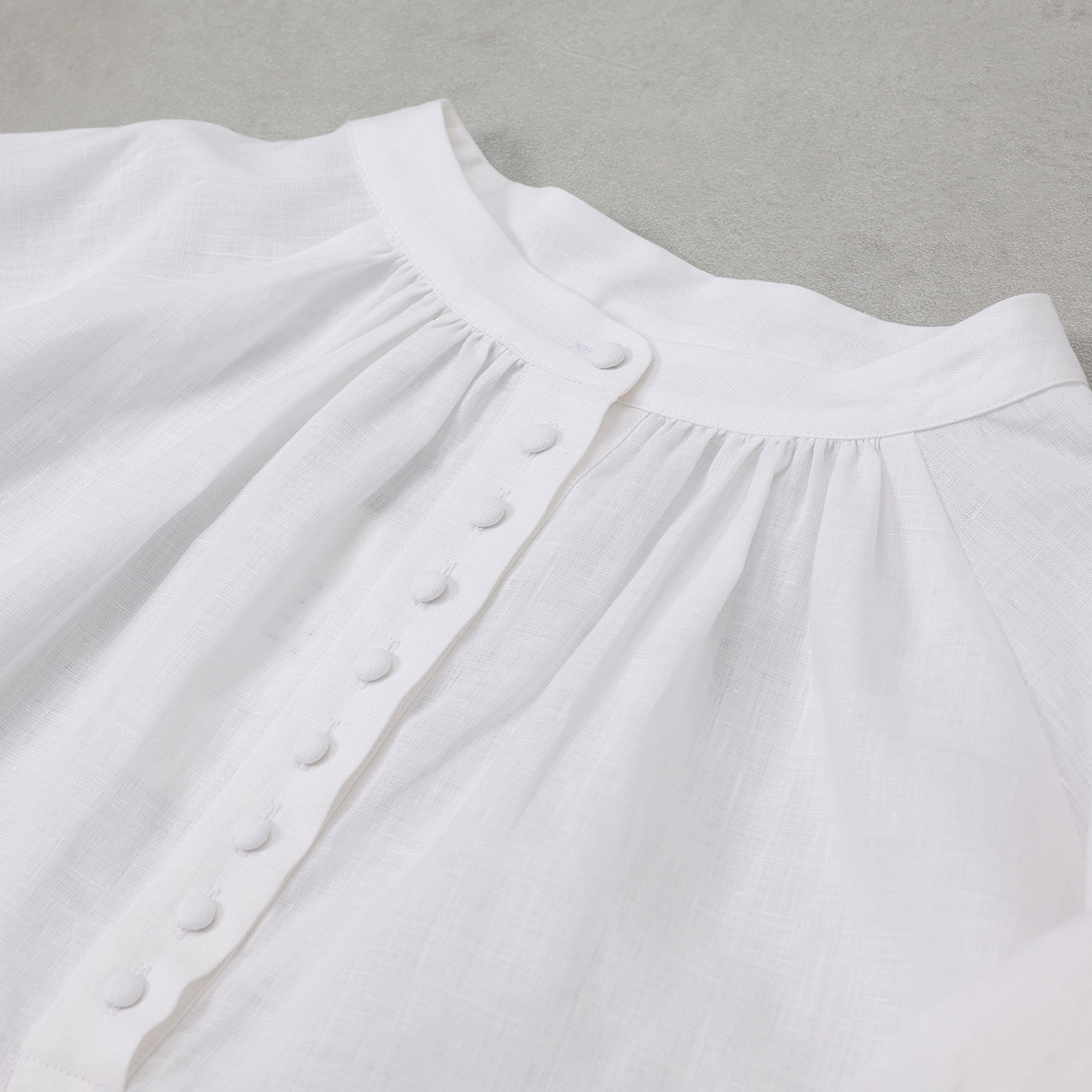 A PIECE OF LIBRARY スタンダードリネンモナミブラウス / 425105