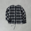 Gallery viewerに画像を読み込む, maison de soil HANDWOVEN HEAVY COTTON UNIQUE GINGHAM CHECK FRILL&PINTUCK SHIRTS WITH LACE / INMDS26742
